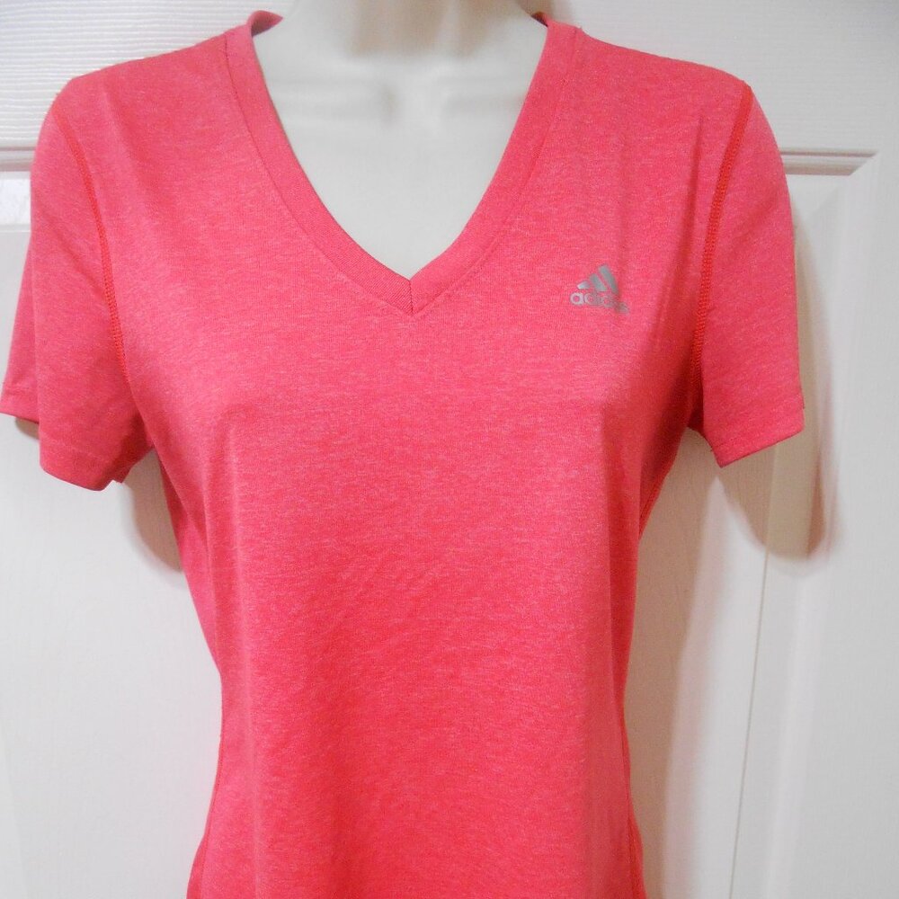 Women's size S Adidas Ultimate TEE V-Neck SS Climalite Ultimate Top pink 👩 nwot
